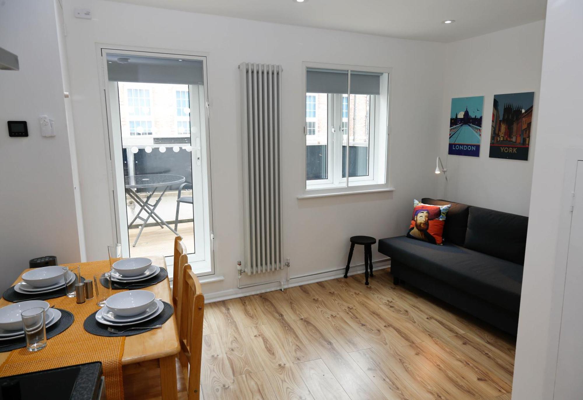 New Luxury Apartments In Central London Next To Shops, Cafes, Bars & Metro 외부 사진