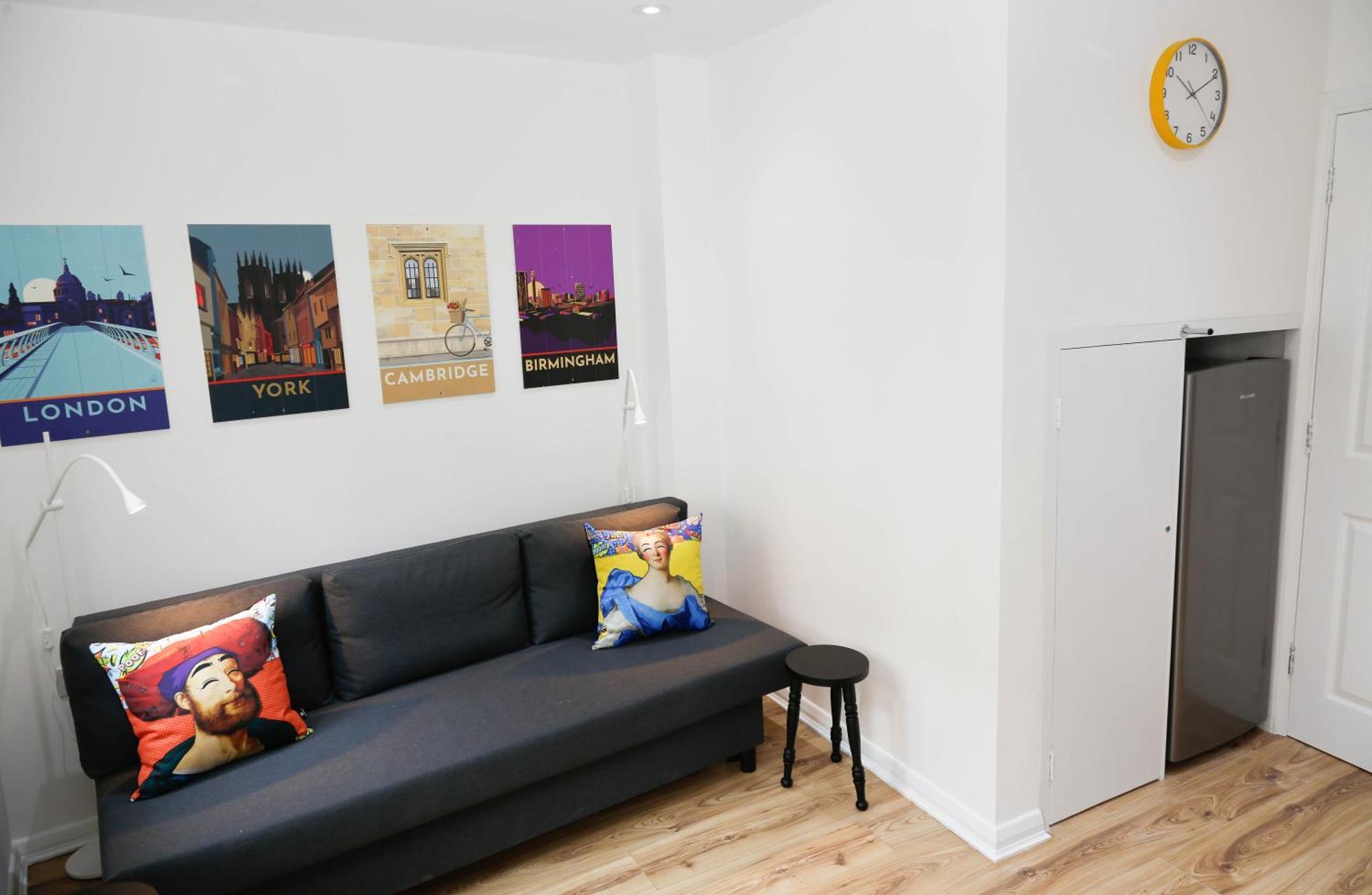 New Luxury Apartments In Central London Next To Shops, Cafes, Bars & Metro 외부 사진