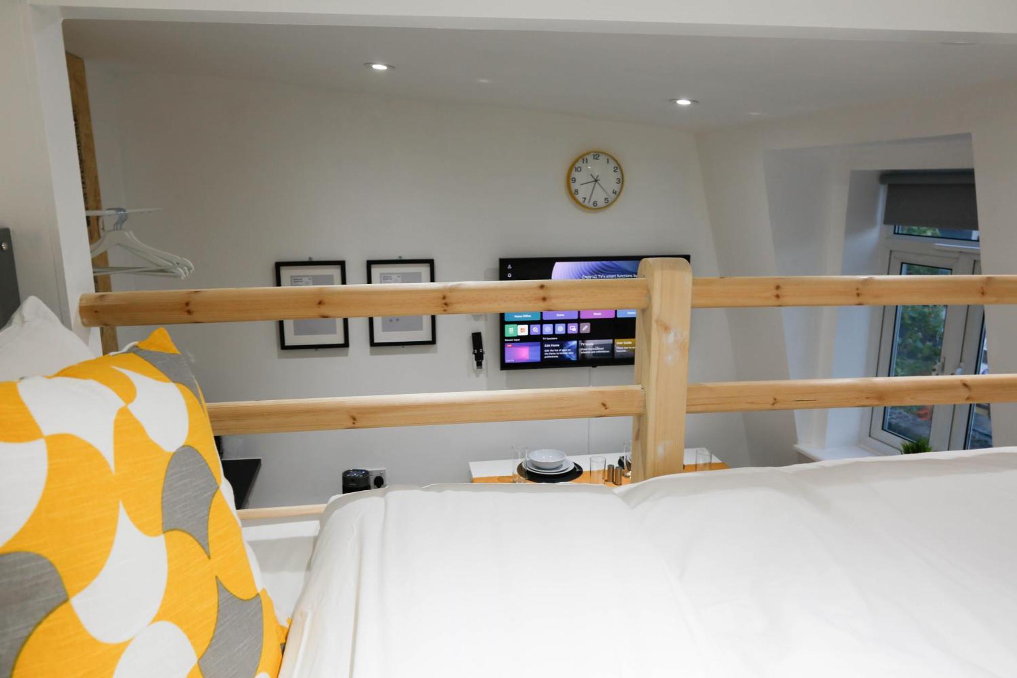 New Luxury Apartments In Central London Next To Shops, Cafes, Bars & Metro 외부 사진