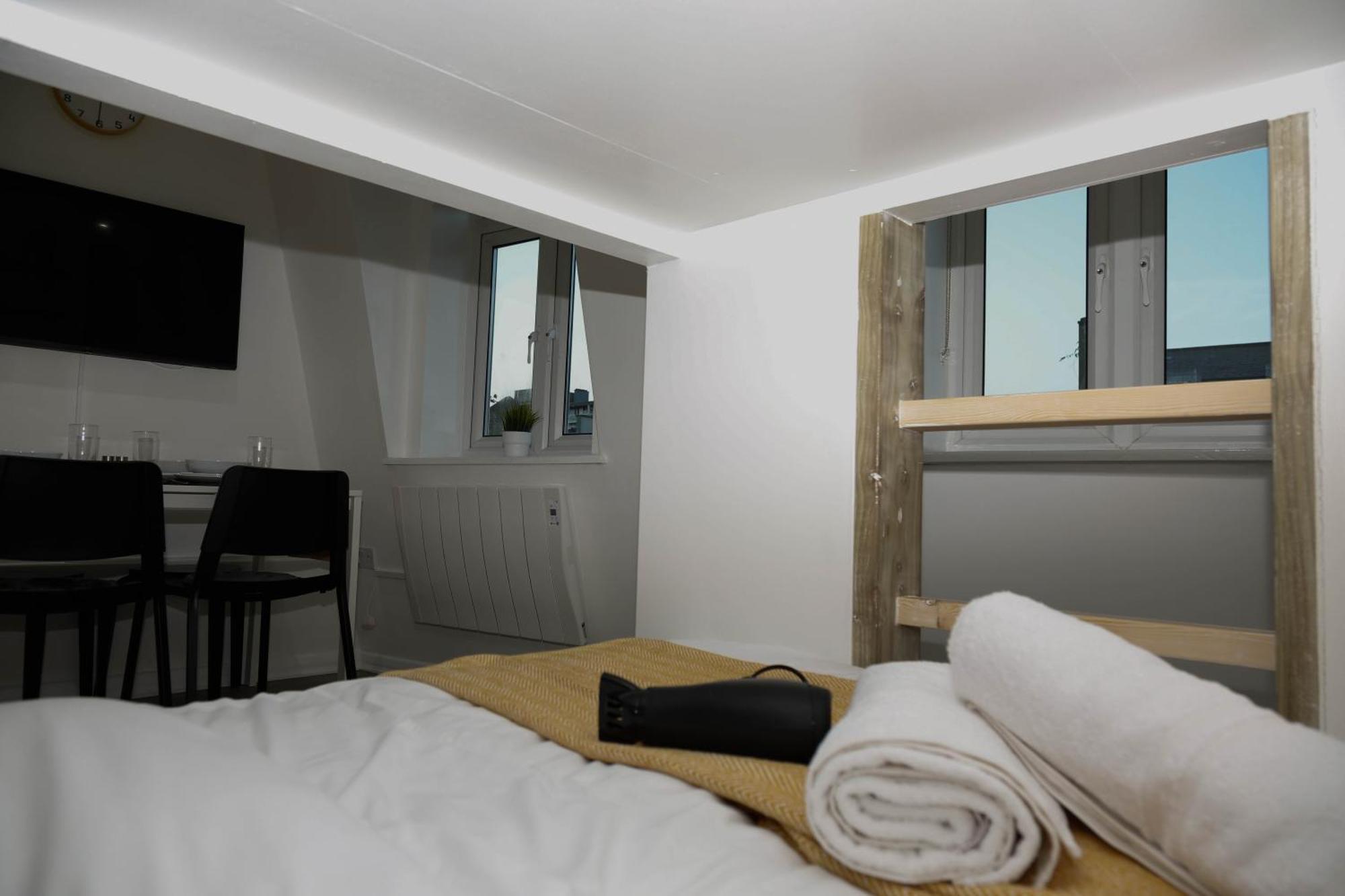 New Luxury Apartments In Central London Next To Shops, Cafes, Bars & Metro 외부 사진