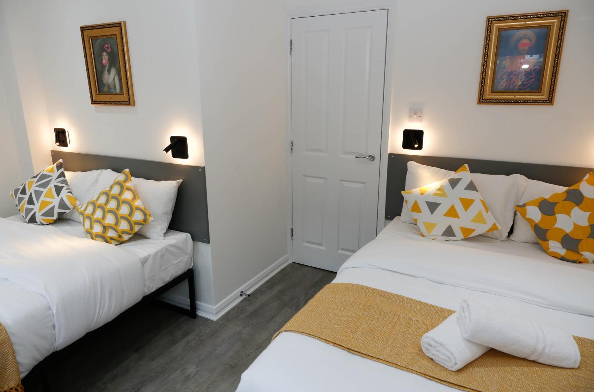 New Luxury Apartments In Central London Next To Shops, Cafes, Bars & Metro 외부 사진
