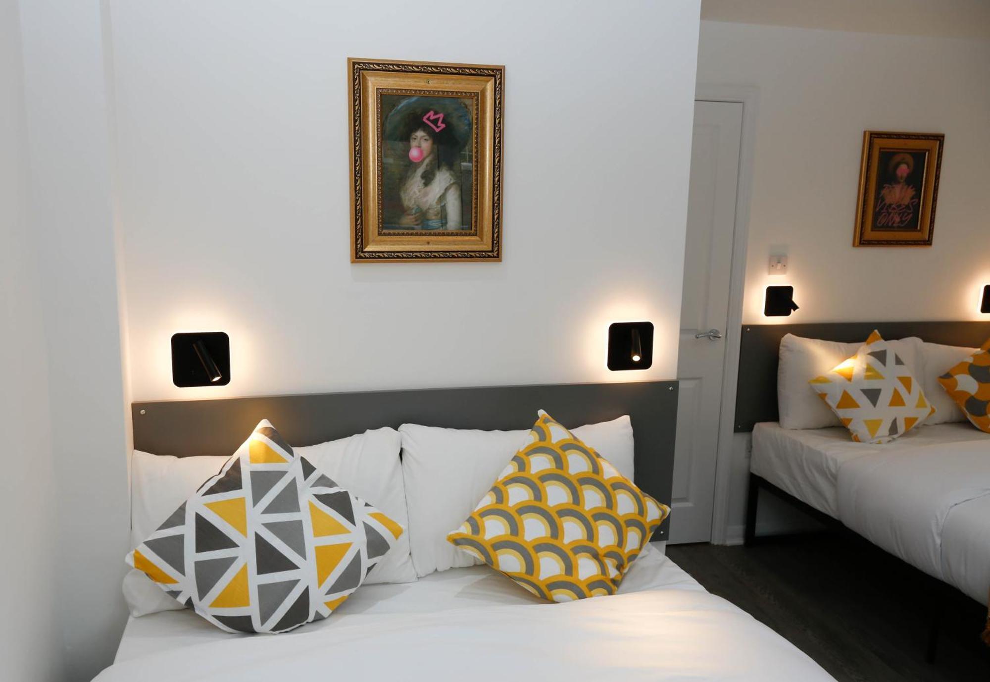 New Luxury Apartments In Central London Next To Shops, Cafes, Bars & Metro 외부 사진